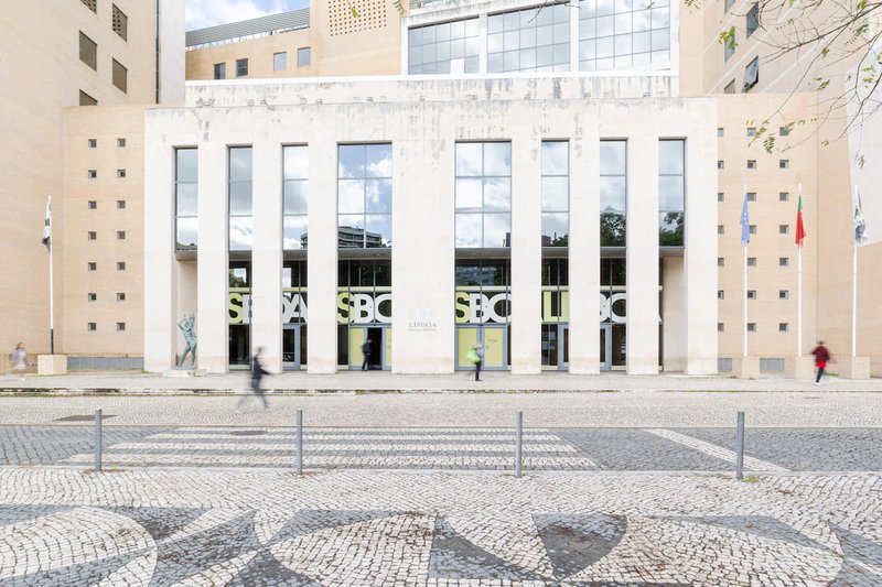 General strike affects municipal services